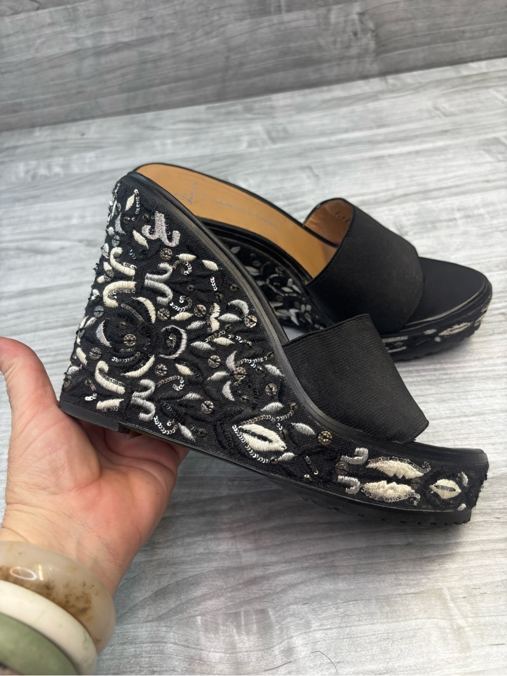 Donald J. Pliner Black Silver Embroidered Wedge Slide Sandals size 10